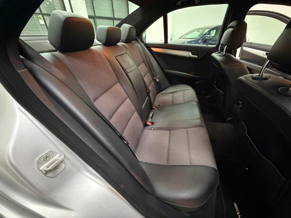 Mercedes-Benz C-Class 250 — foto 13